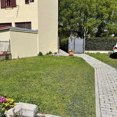 Dalu Davide - Private Car Park 15 Minutes To The Center Apartment Florence